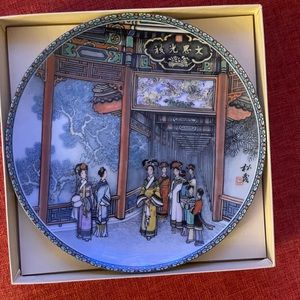 Imperial Jingdezhen Porcelain The Summer Palace-The Long Promenade Plate